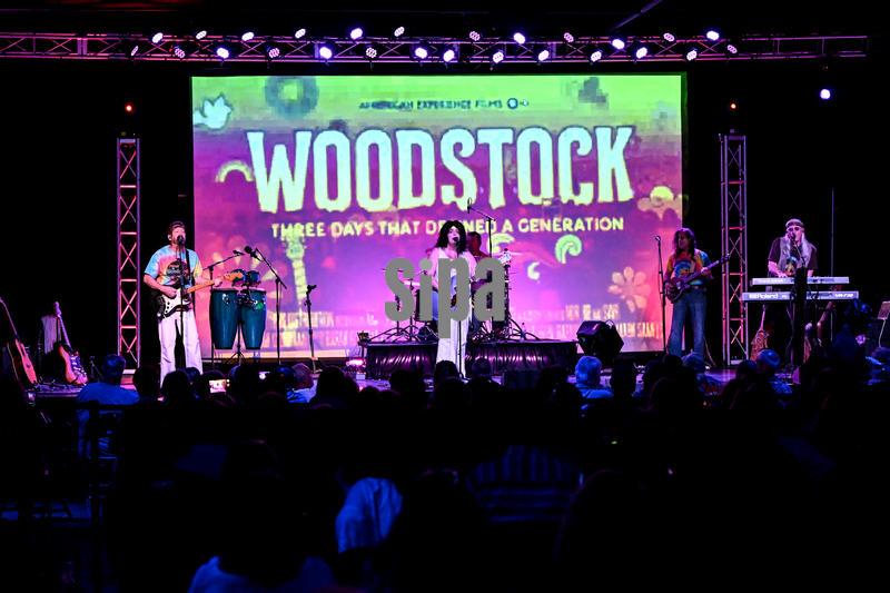Peace of Woodstock a Woodstock tribute band